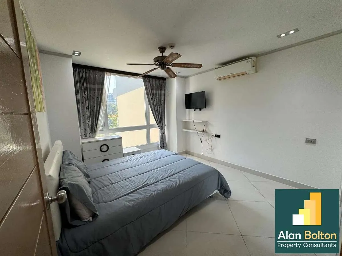 Large City View 1 Bed 1 Bath Condo In Pratumnak photo 9