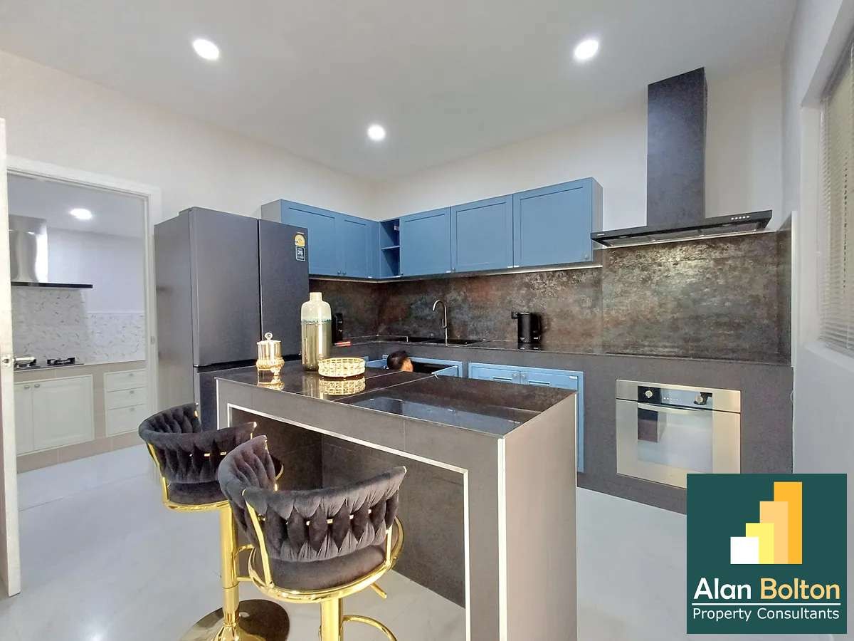 Newly Renovated Brand-New 4 bedrooms, 3 bathrooms House (Pet Friendly) in South Pattaya for RENT photo 19