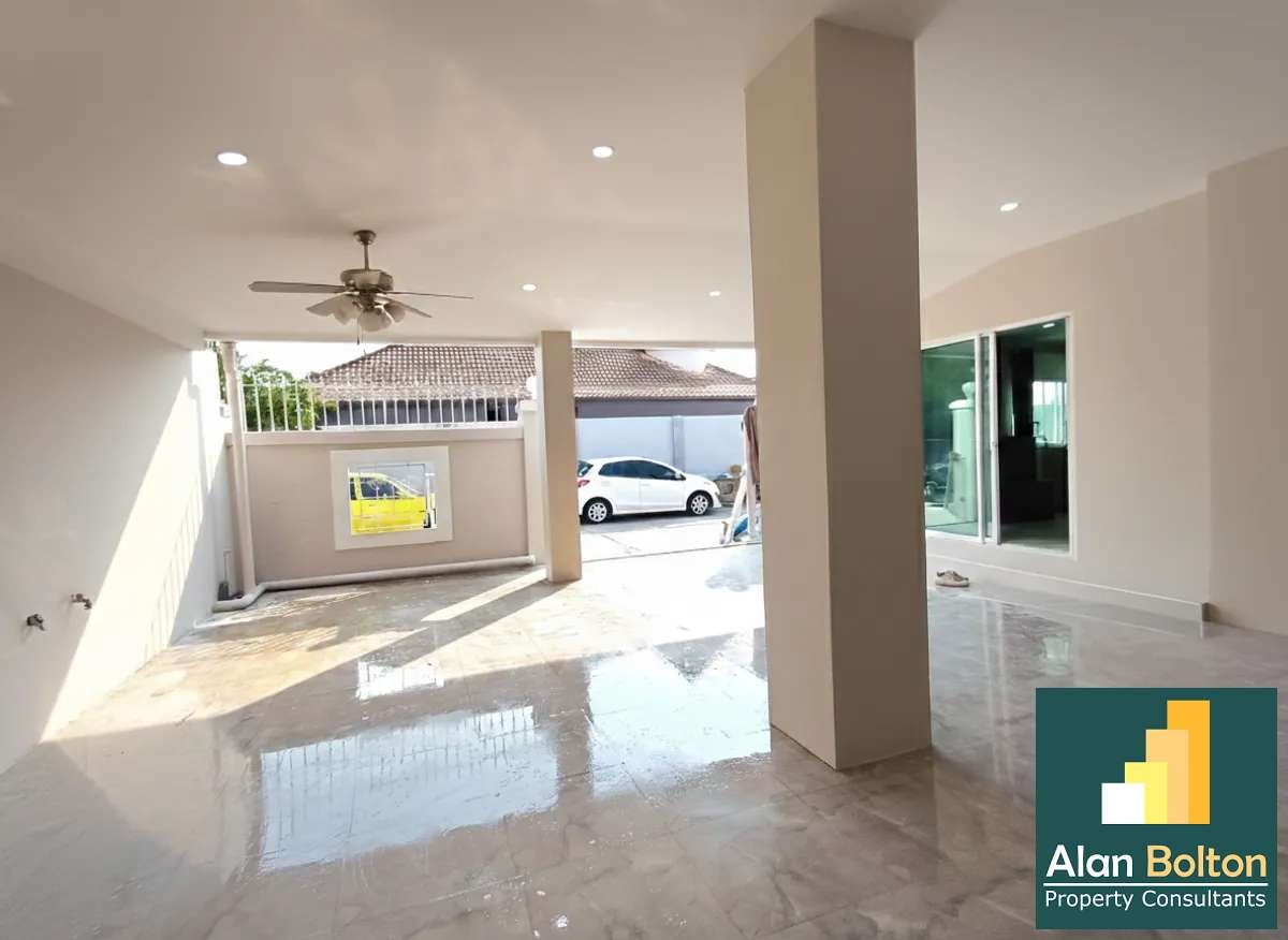 Newly Renovated Brand-New 4 bedrooms, 3 bathrooms House (Pet Friendly) in South Pattaya for RENT photo 15
