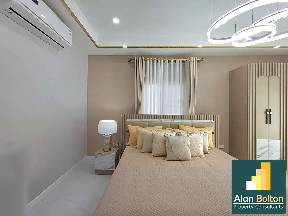 Newly Renovated Brand-New 4 bedrooms, 3 bathrooms House (Pet Friendly) in South Pattaya for RENT photo 4