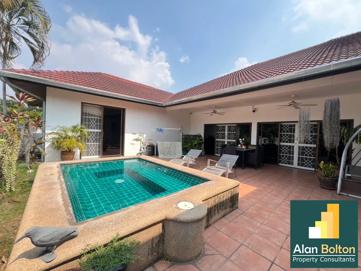 House For Sale Near Regent School Pattaya photo 9
