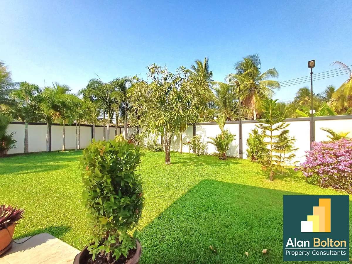 Beautiful Private Pool Villa 3 beds 3 baths in Huay Yai for SALE photo 6