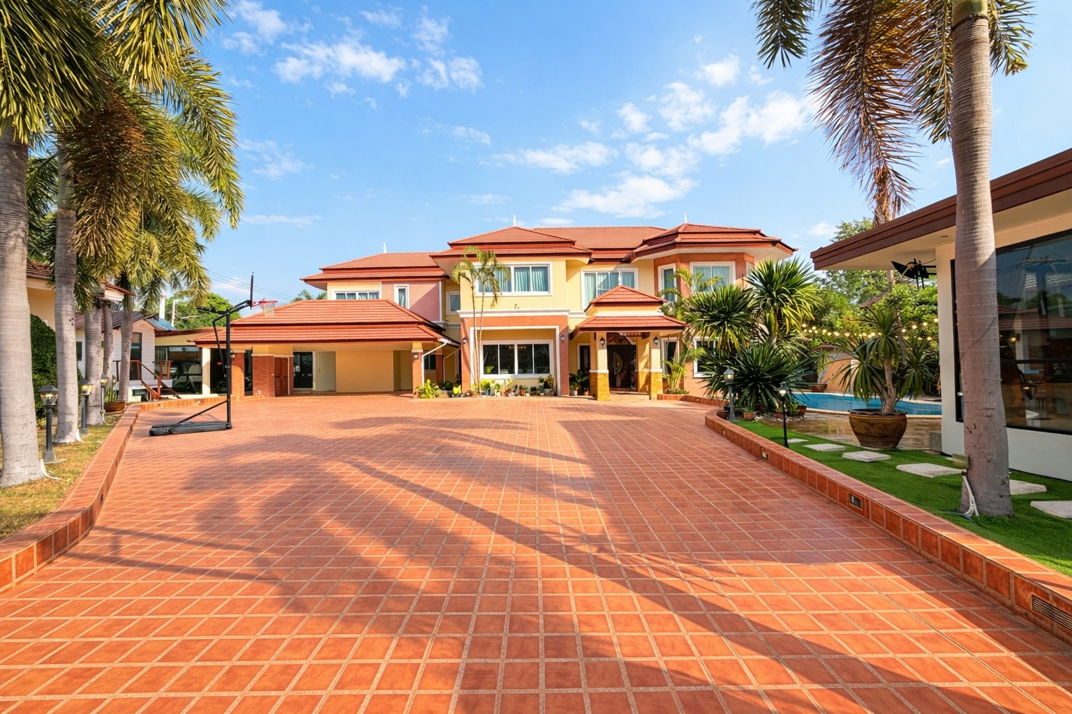 Platinum Villa House 7 Bedrooms For Sale Set on a Generous Approx 1,200 SQM Location Just Off The Main Road photo 30