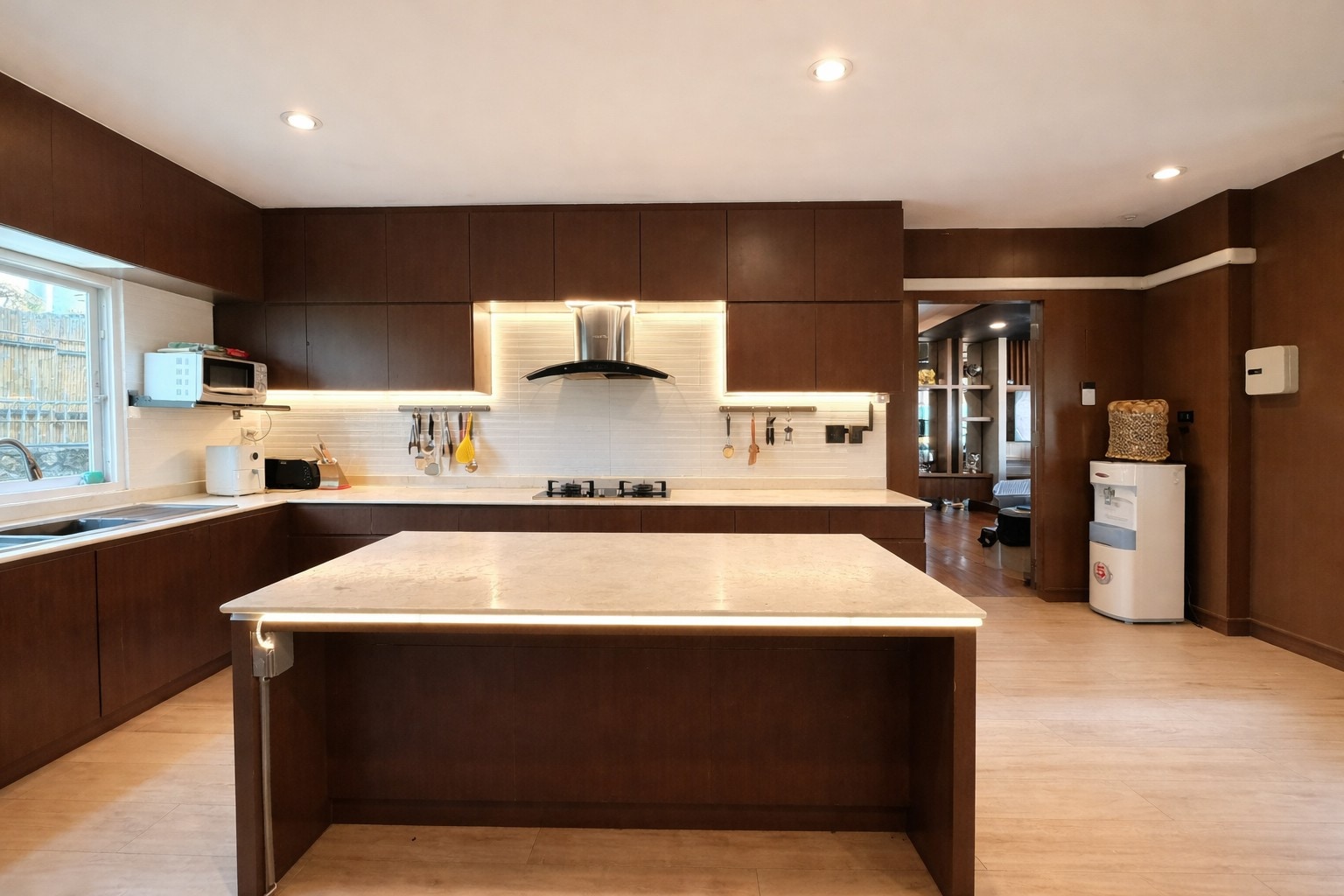 Platinum Villa House 7 Bedrooms For Sale Set on a Generous Approx 1,200 SQM Location Just Off The Main Road photo 27
