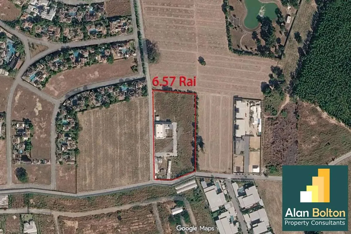 Prime Development Land with Luxury 5-Bedroom Villa – Mabprachan