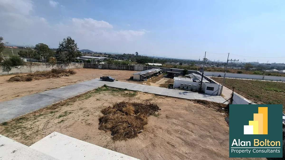 Prime Development Land with Luxury 5-Bedroom Villa – Mabprachan photo 14