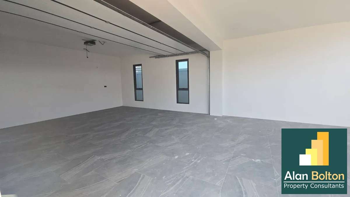 Prime Development Land with Luxury 5-Bedroom Villa – Mabprachan photo 7