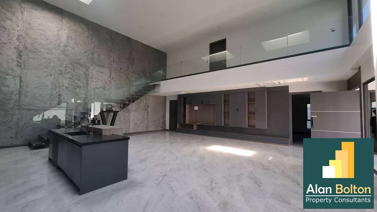 Prime Development Land with Luxury 5-Bedroom Villa – Mabprachan photo 11