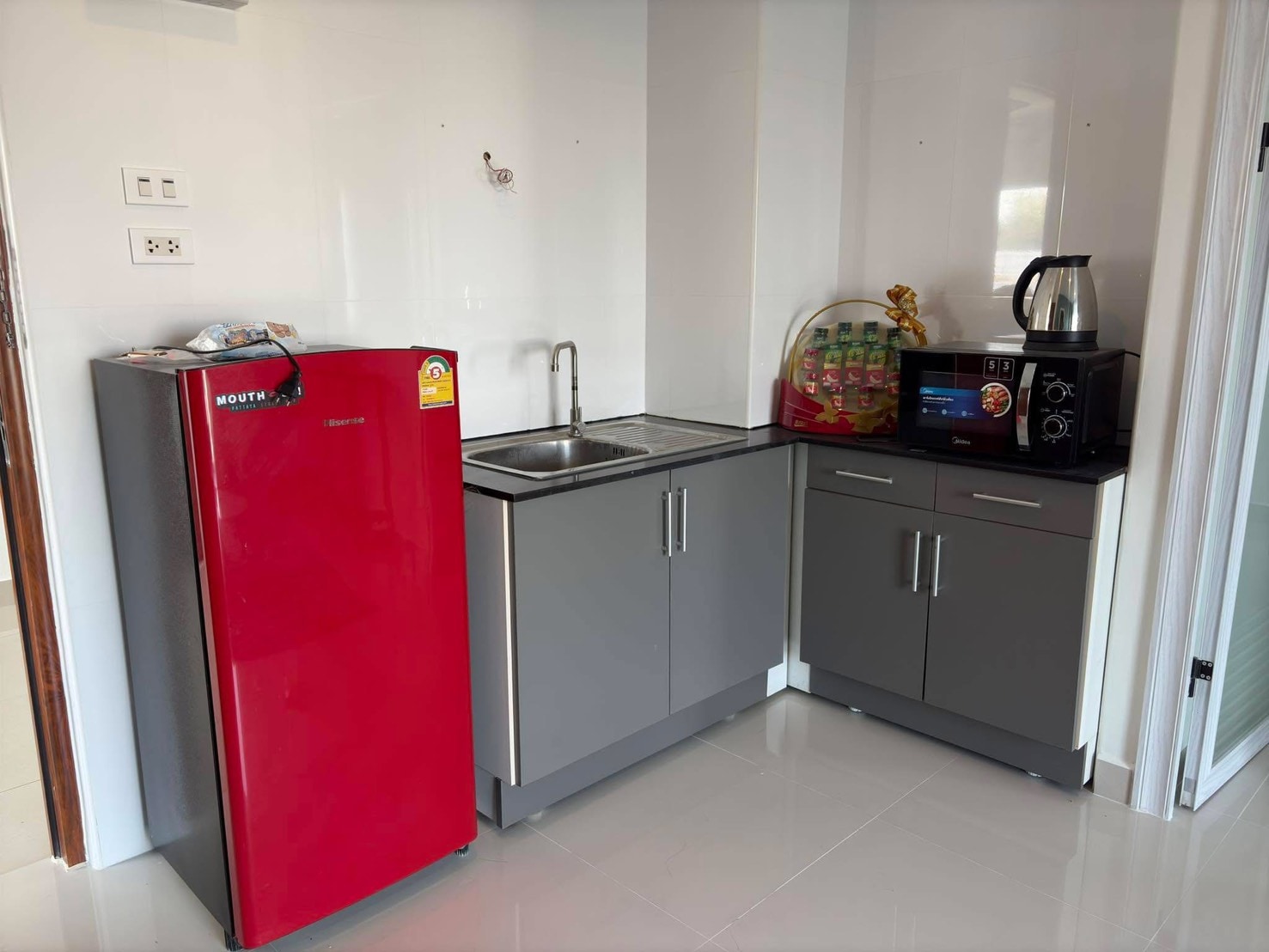 Studio for rent and for sale photo 15
