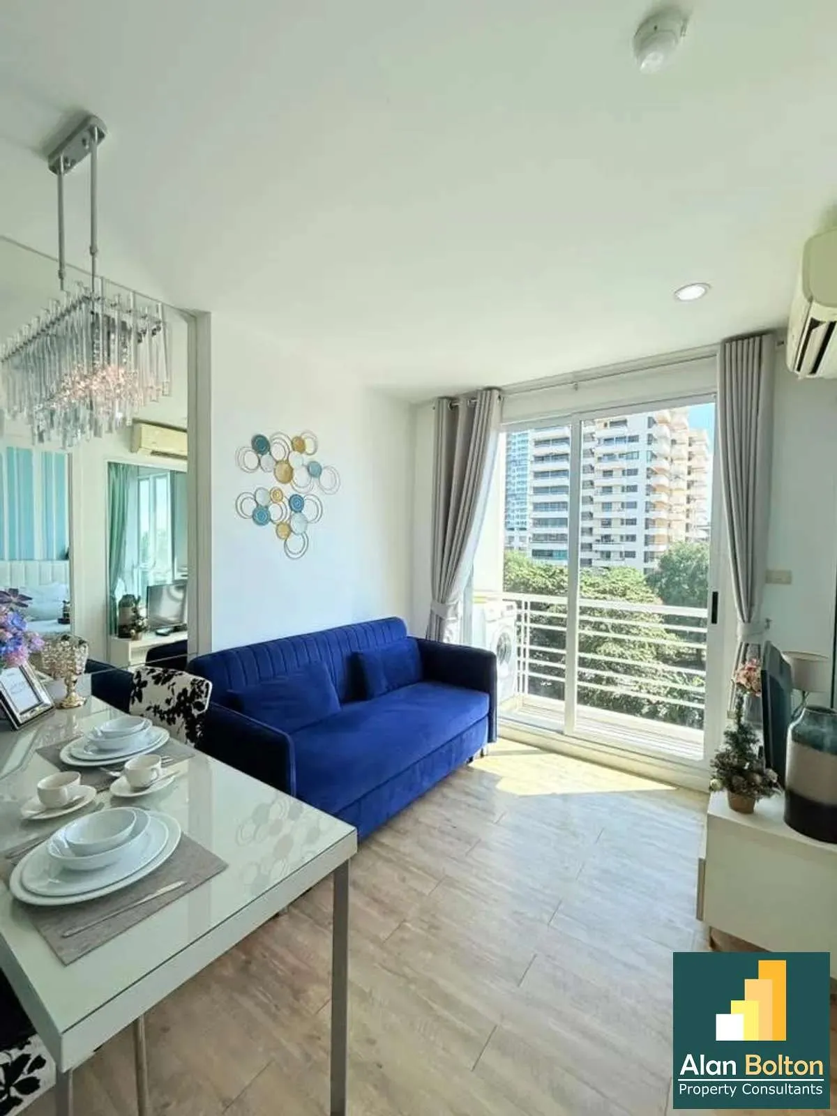 Beachfront Condo Sea view 1 Bedroom 1 Bathroom in Jomtien