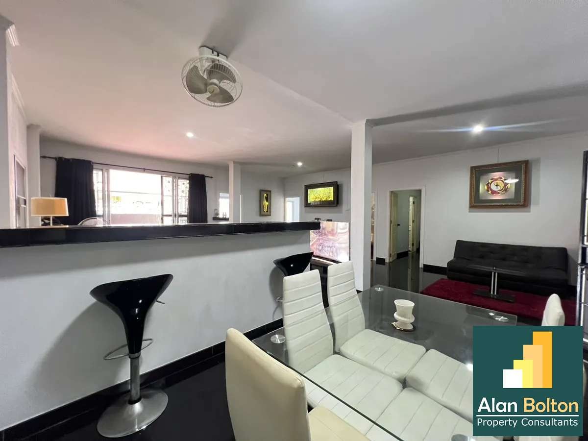 House for Sale 3 Bedrooms 2 Bathrooms in East Pattaya photo 9