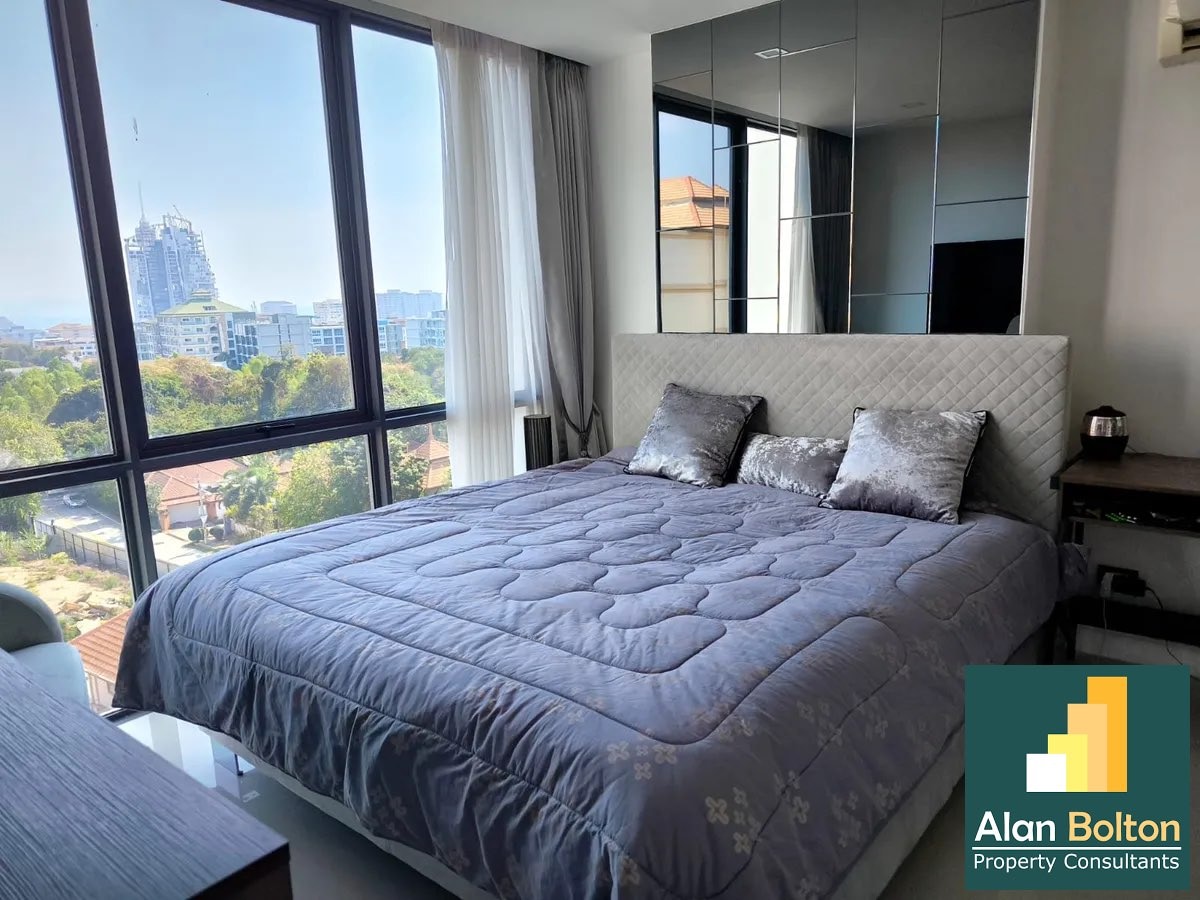 Two bedroom condo for sale in The Jewel photo 9