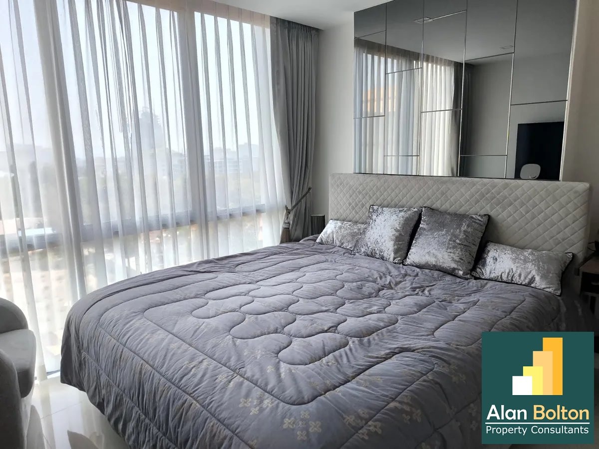 Two bedroom condo for sale in The Jewel photo 8
