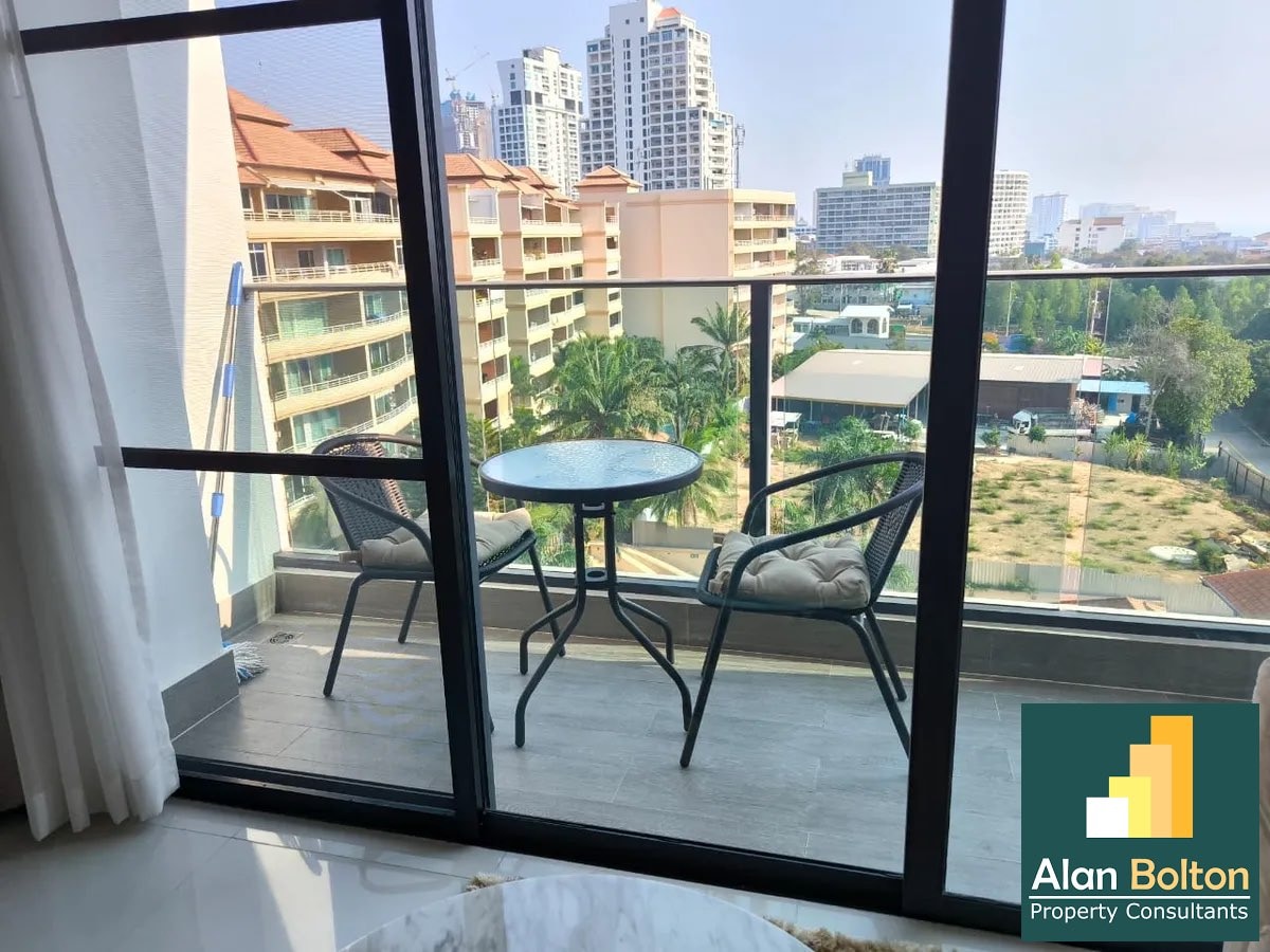 Two bedroom condo for sale in The Jewel photo 6