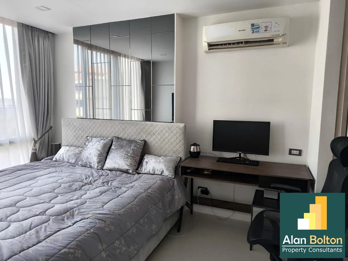 Two bedroom condo for sale in The Jewel photo 12