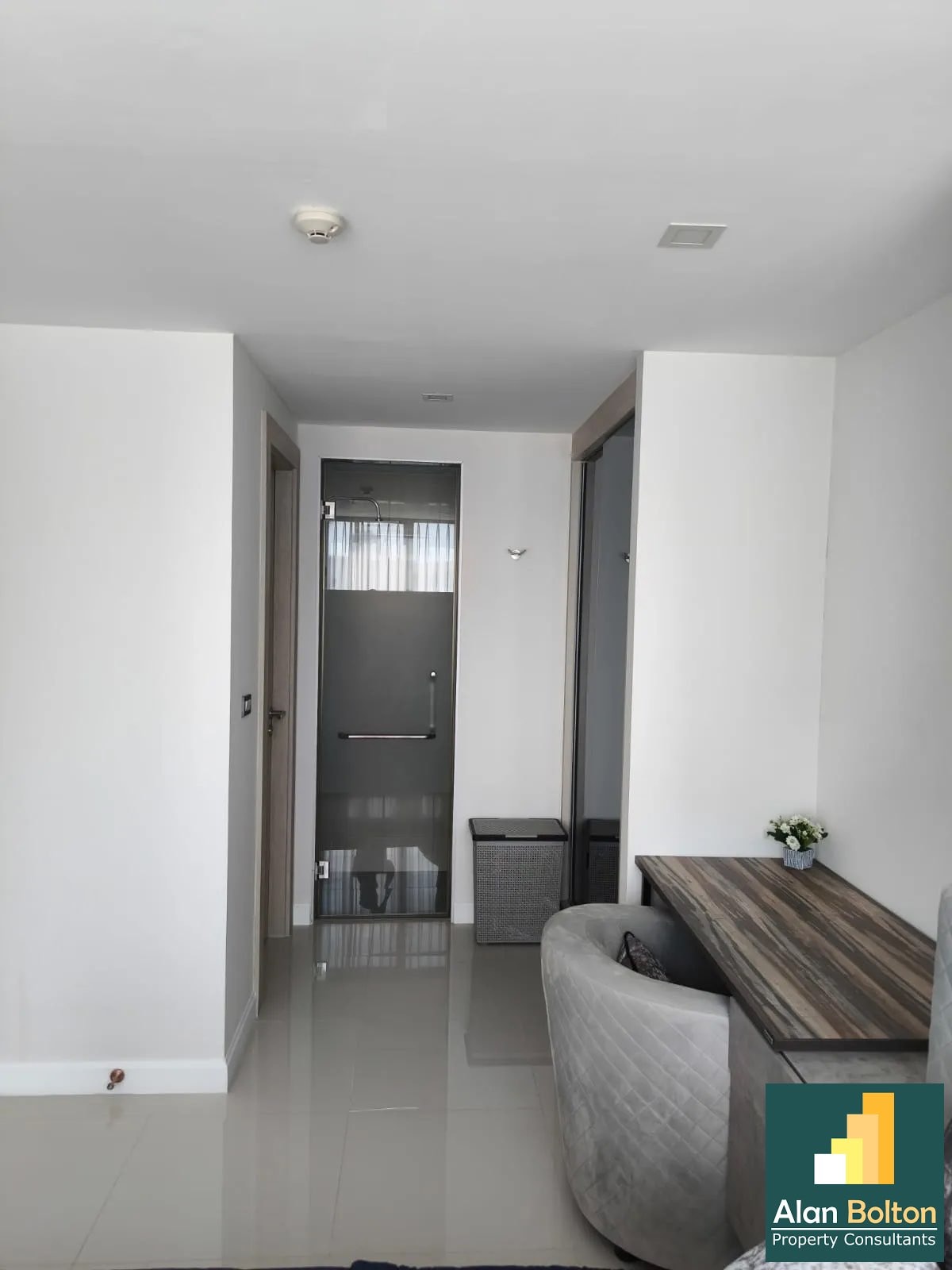 Two bedroom condo for sale in The Jewel photo 10
