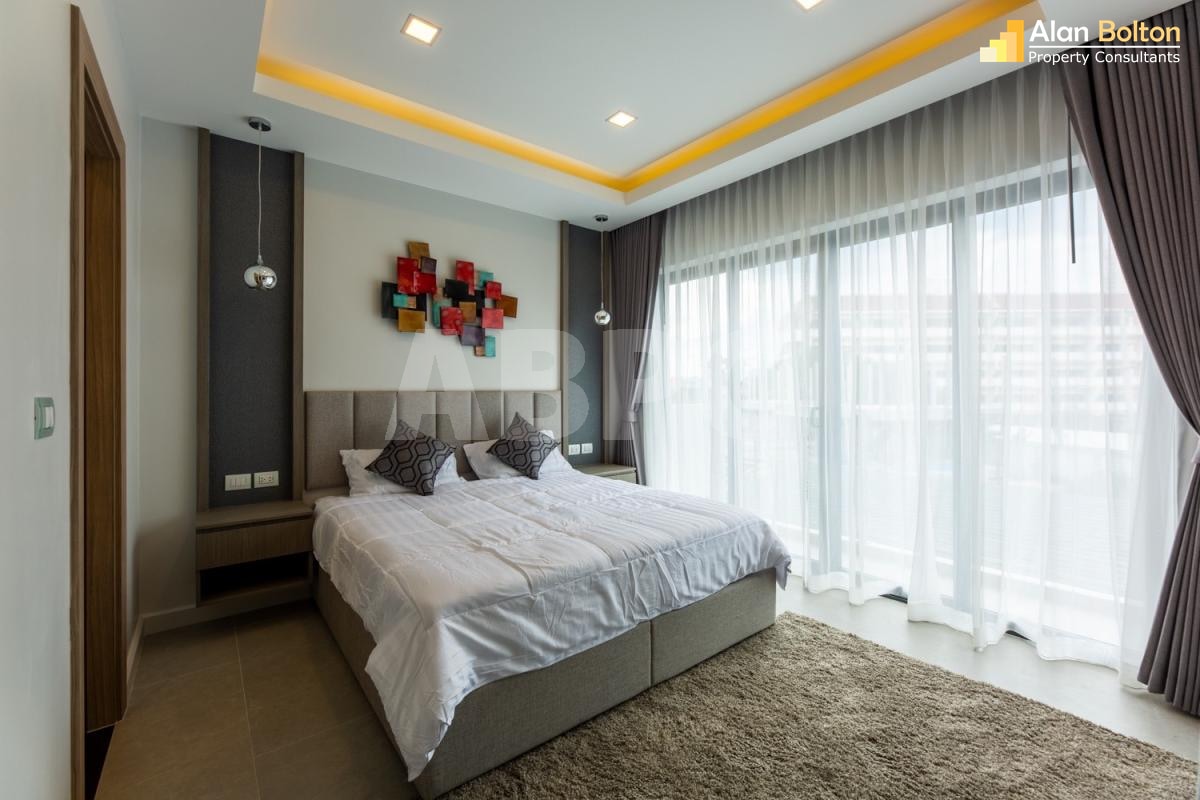 4 Bedroom 5 Bathroom located in Central Pattaya photo 2
