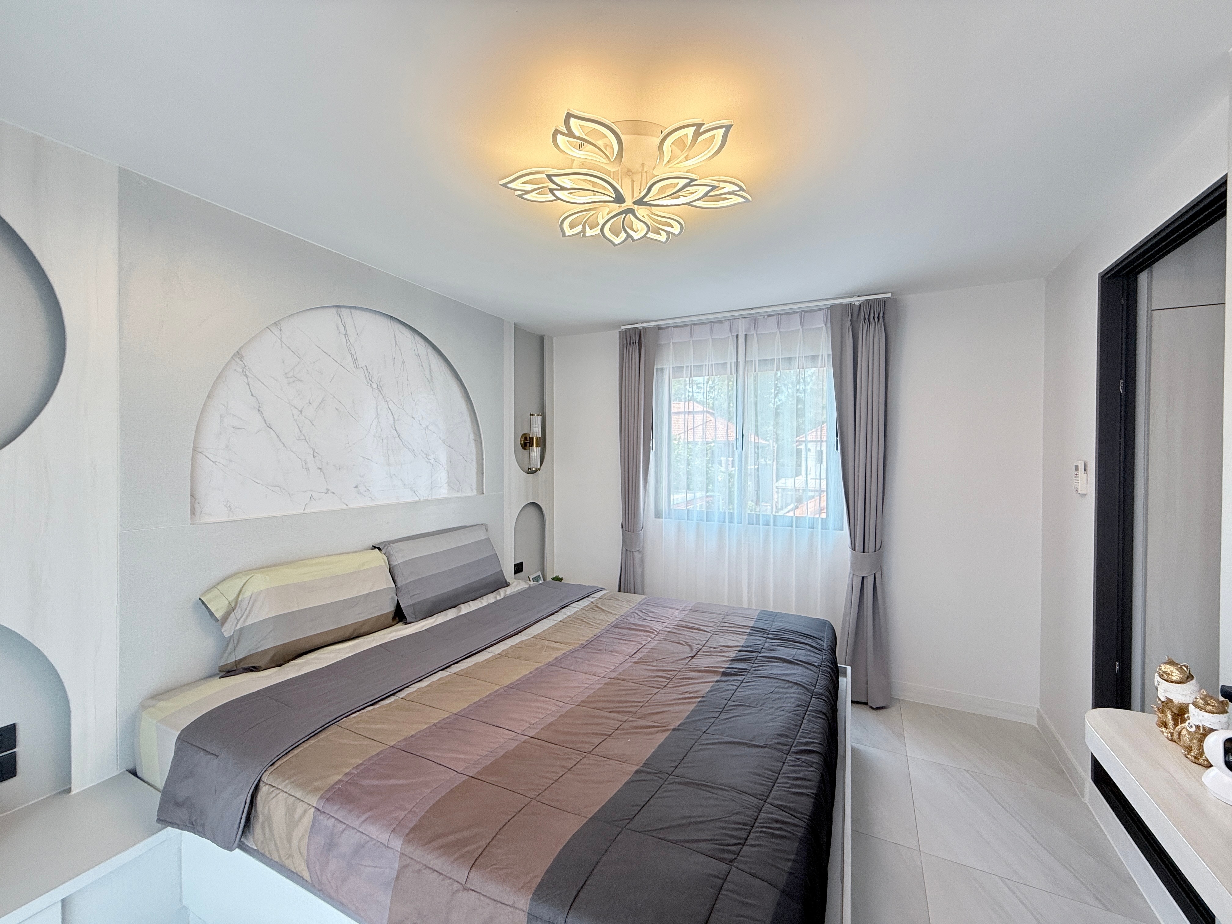 1 Bedroom Sea view for rent photo 30