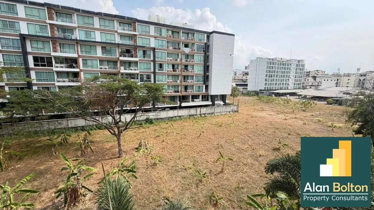 Studio condo For rent in central Pattaya photo 14