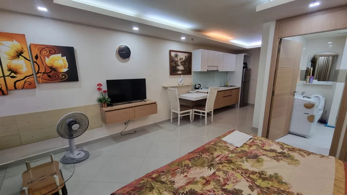 Studio condo For rent in central Pattaya photo 17