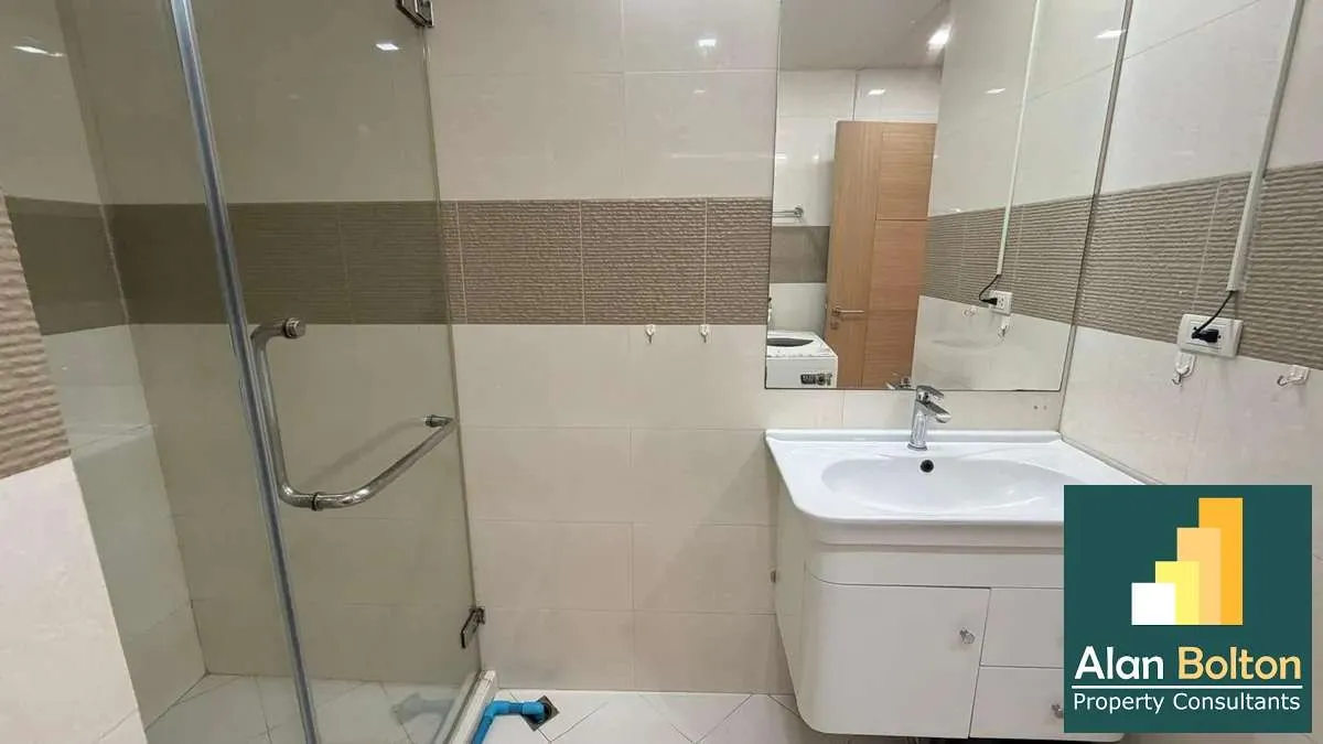 Studio condo For rent in central Pattaya photo 5