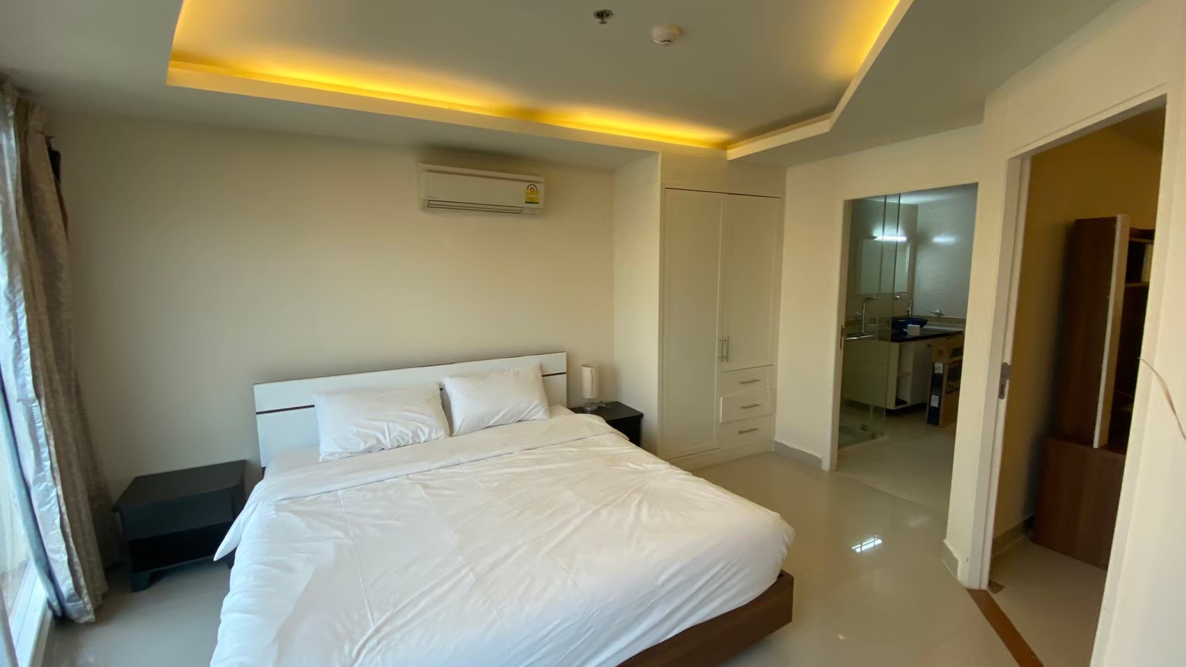 Newly Build Private Pool Villa 6 beds 6 baths in Central Pattaya for SALE photo 30