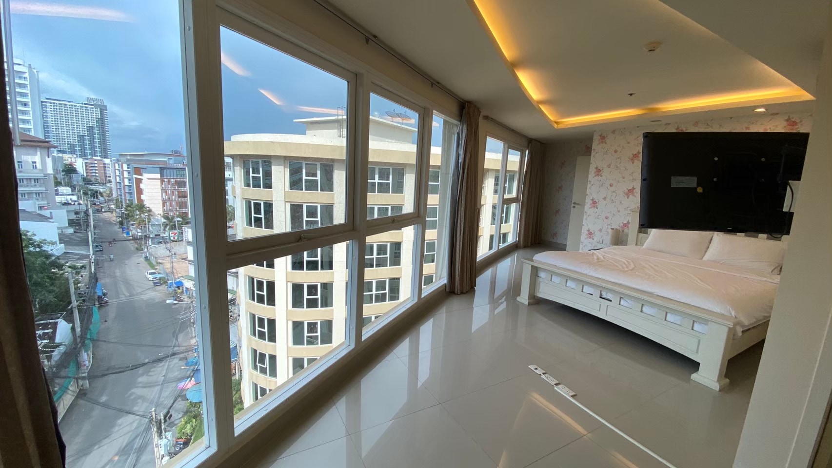 Newly Build Private Pool Villa 6 beds 6 baths in Central Pattaya for SALE photo 23