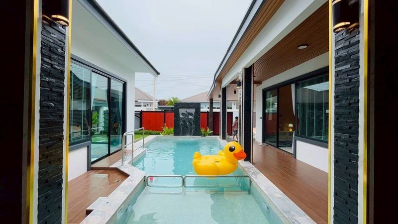 Luxury Modern Pool Villa Newly Build 3 beds 4 baths in Mabprachan-Pong for SALE photo 23