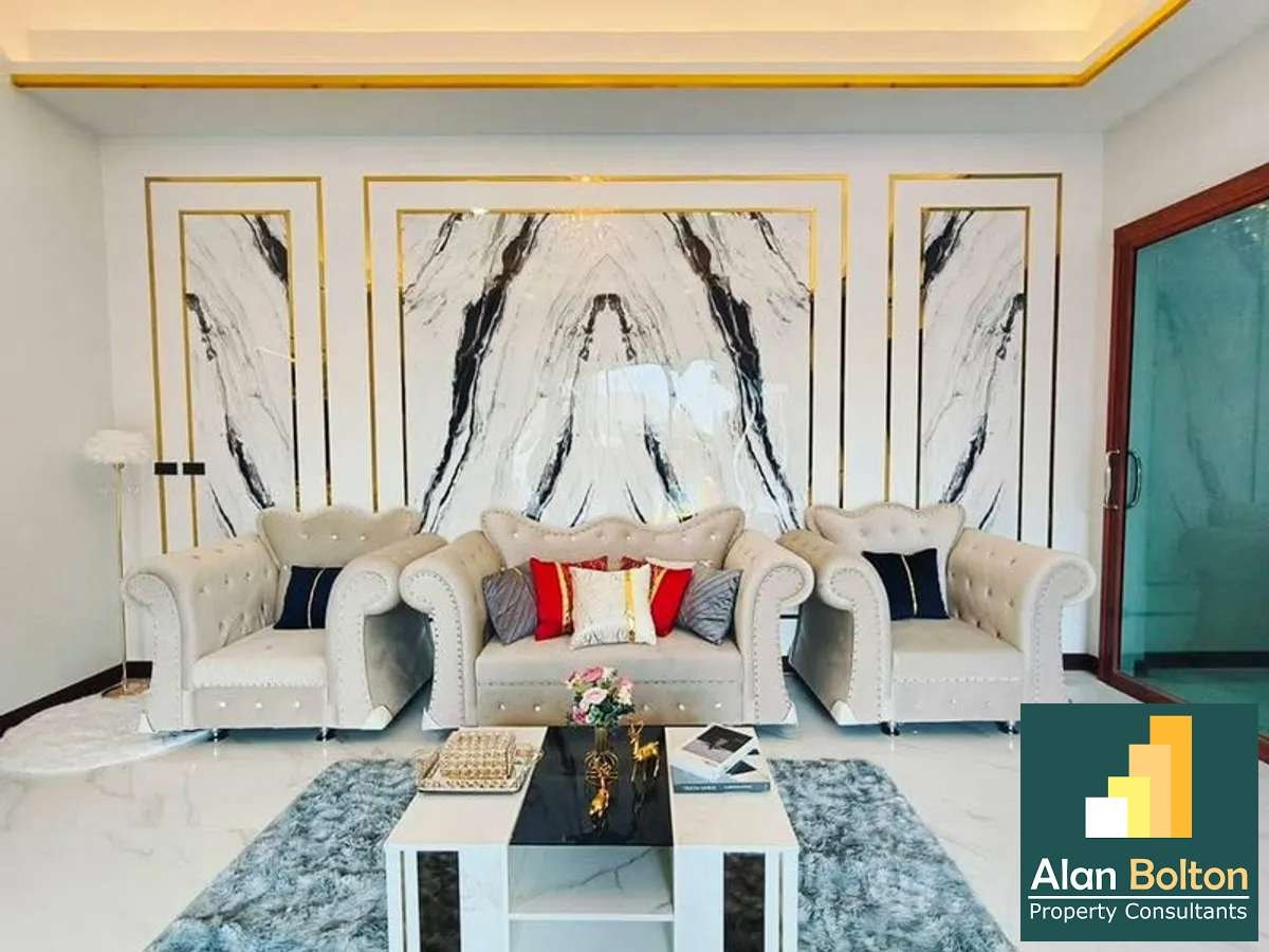 Luxury Modern Pool Villa Newly Build 3 beds 4 baths in Mabprachan-Pong for SALE photo 14