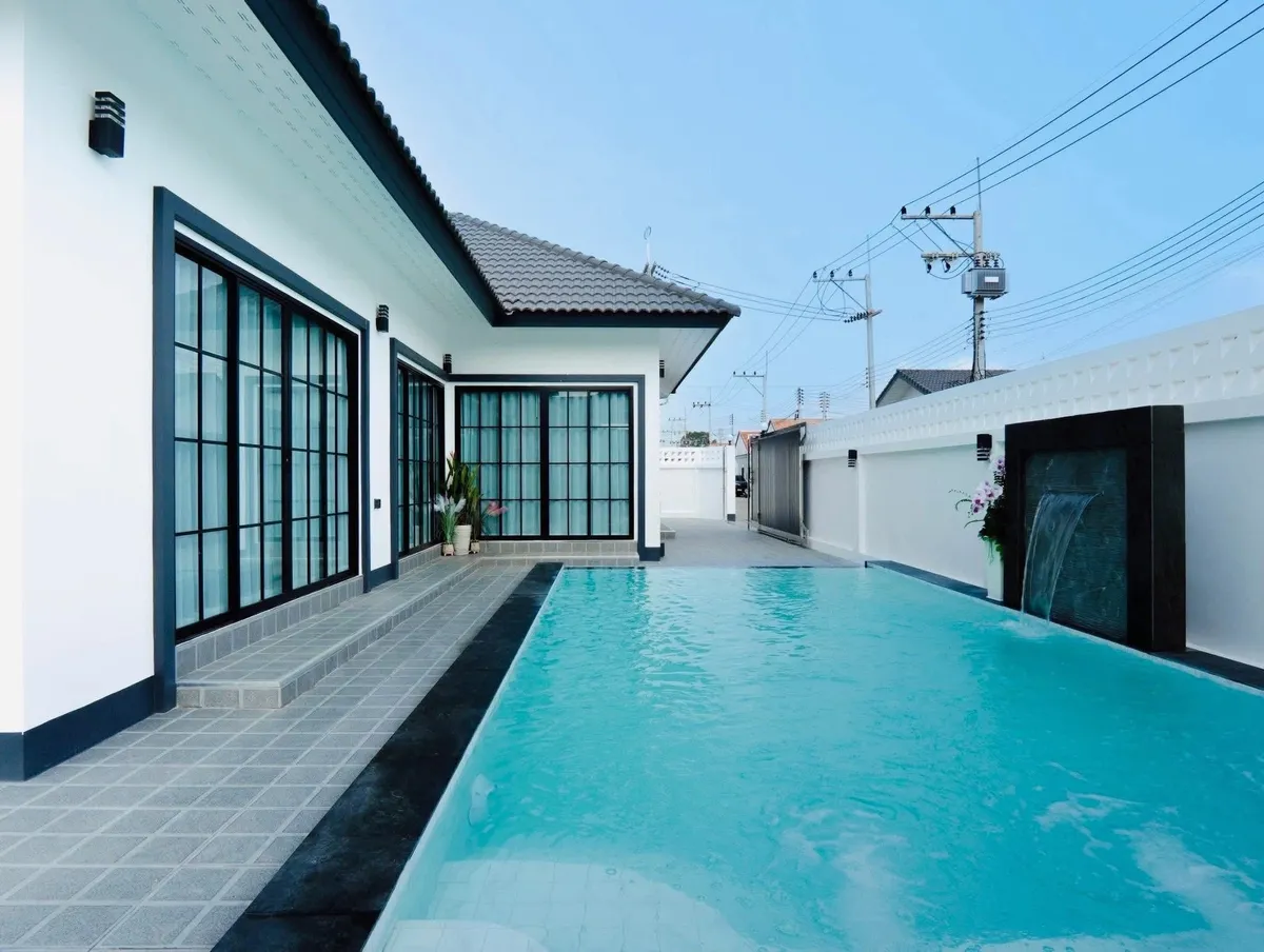 Newly Build Brand New Pool Villa 4 beds 4 baths near Sukhumvit - Motorway 36 for SALE photo 24