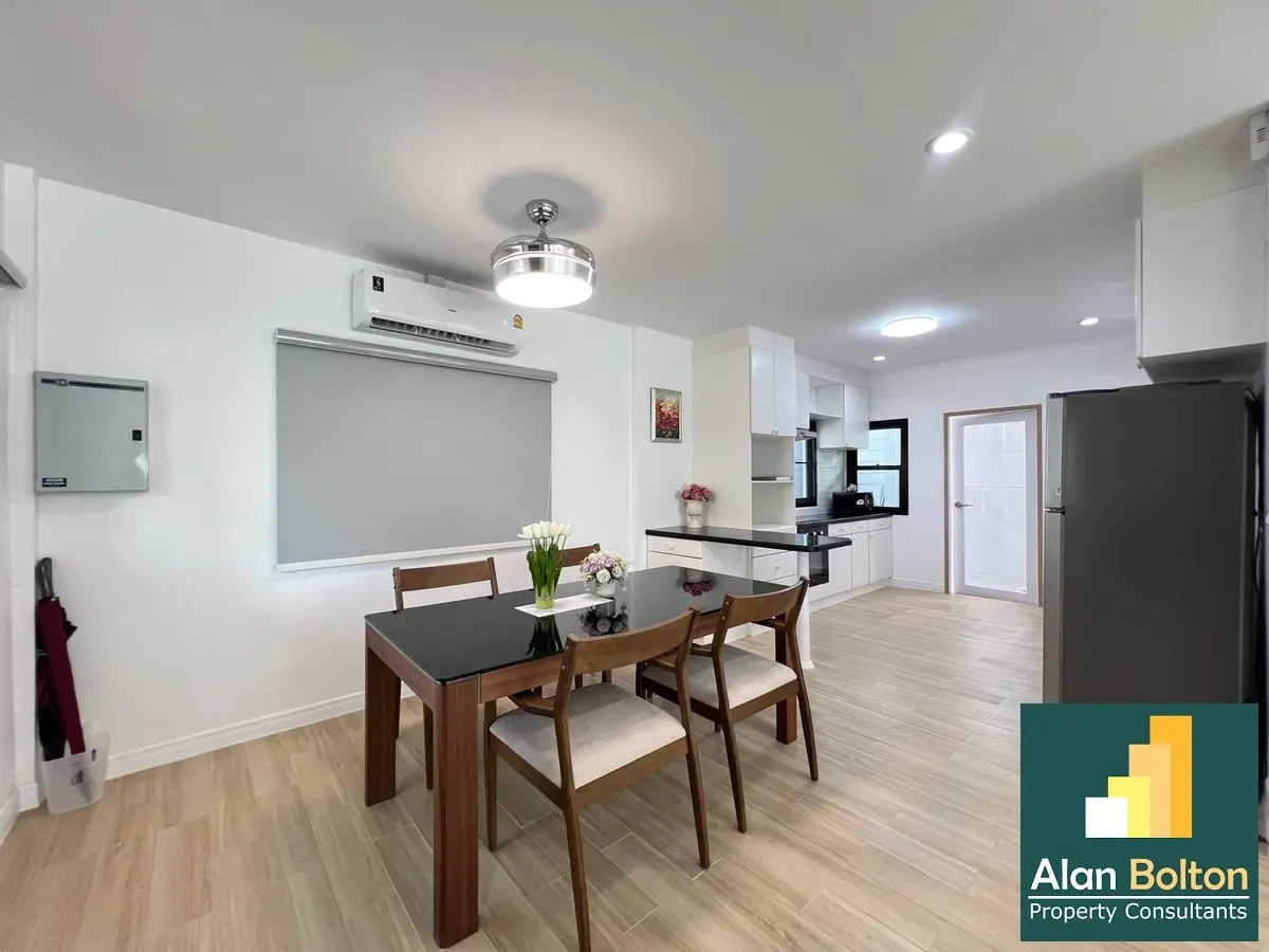 Beach access House 3 Bedrooms 3 Bathrooms in Na Jomtien photo 4