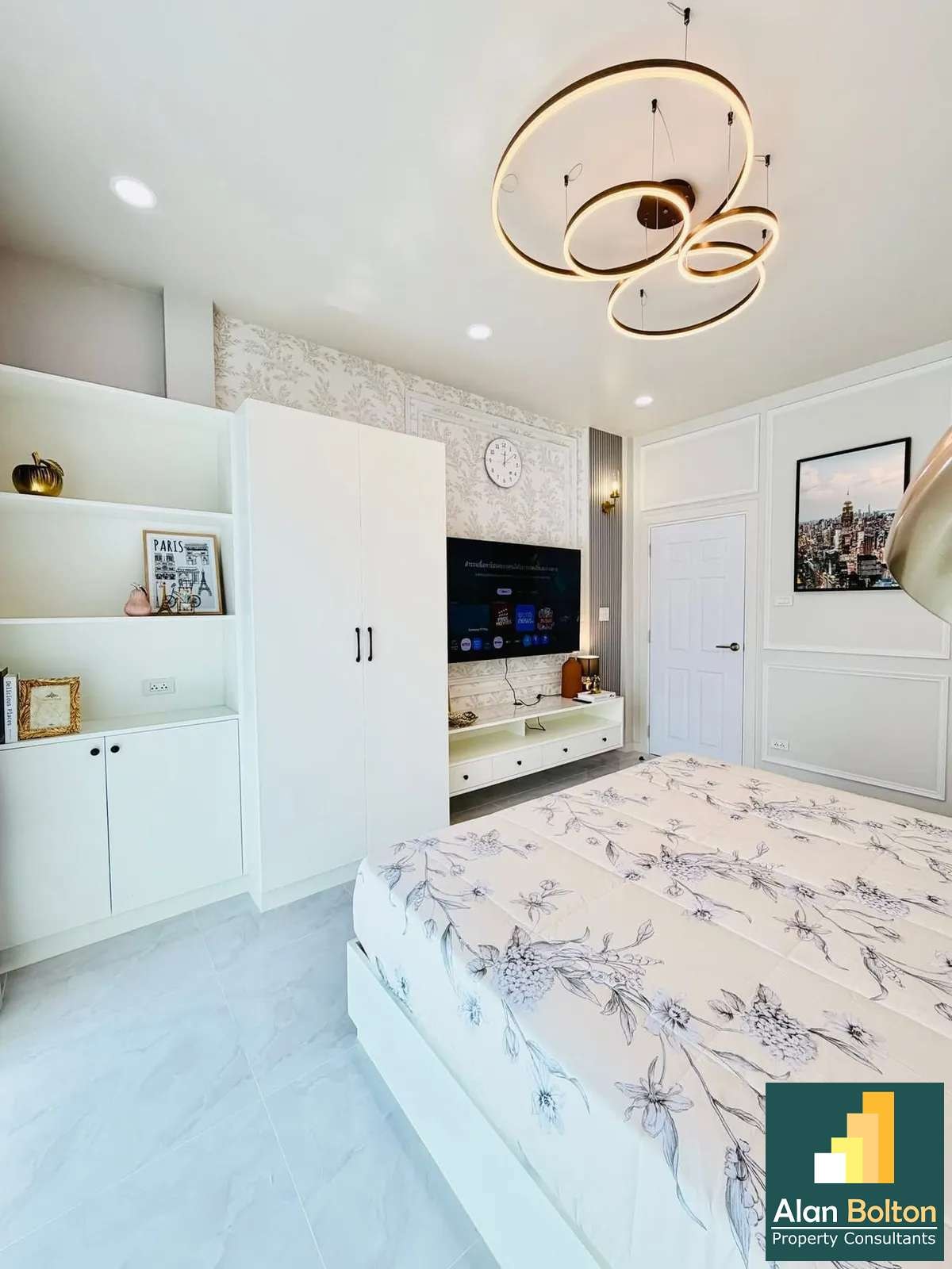 3 bedrooms 3 bathrooms in Chokchai village 5 photo 5