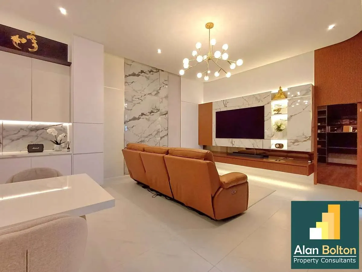 Elegant Private Villa 3 beds 4 baths in Thongklom-Talman for SALE photo 3