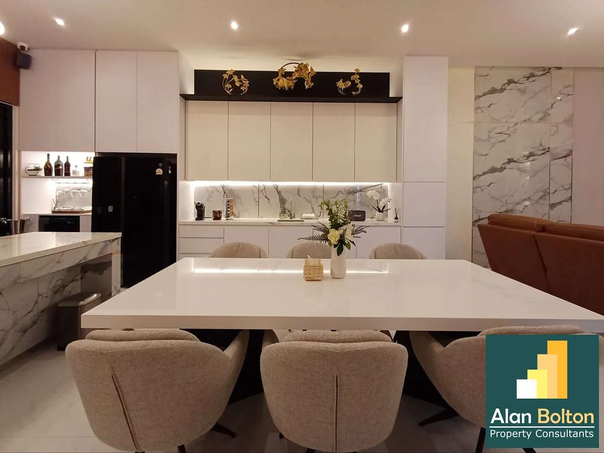 Elegant Private Villa 3 beds 4 baths in Thongklom-Talman for SALE photo 5