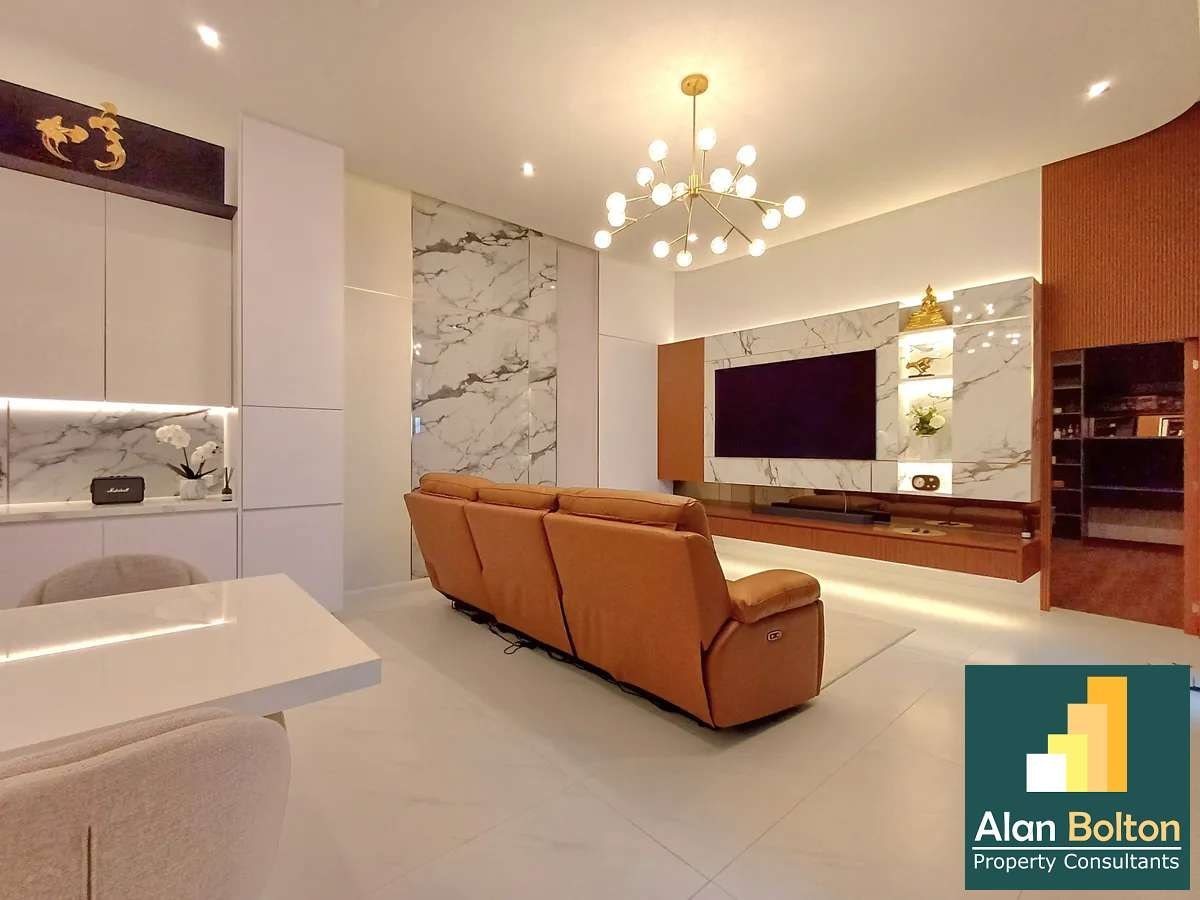 Elegant Private Villa 3 beds 4 baths in Thongklom-Talman for SALE photo 3