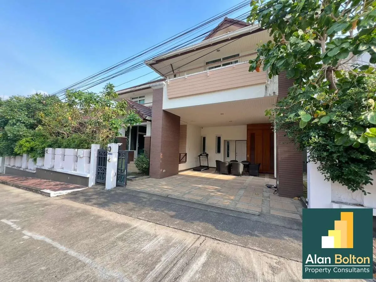 House for rent 4 Bedrooms 3 Bathrooms in East Pattaya