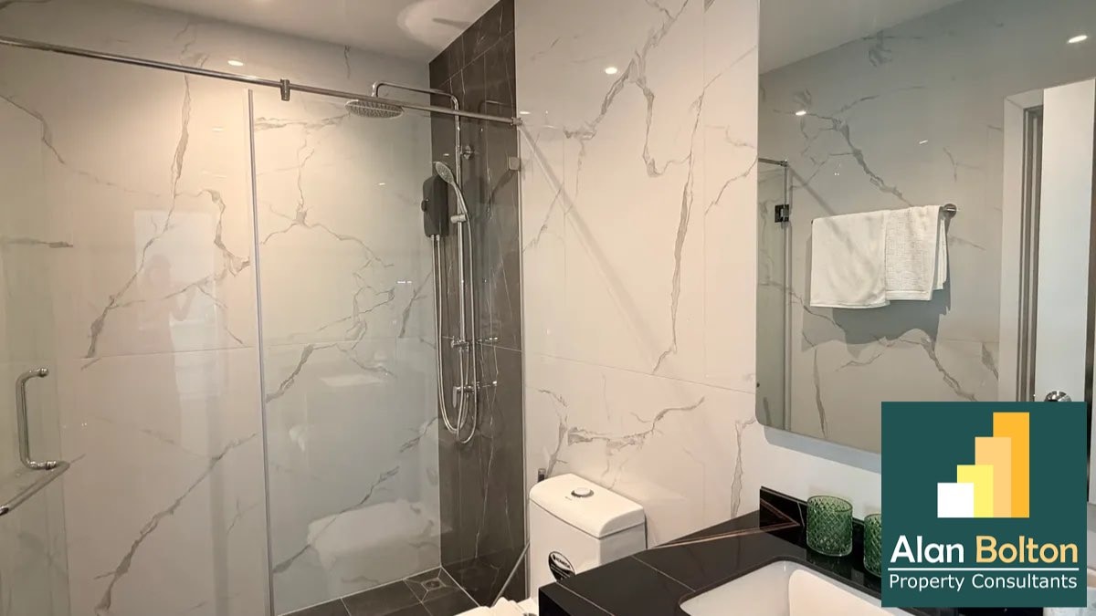 One bedroom condo for sale in Siam Oriental Oasis photo 7