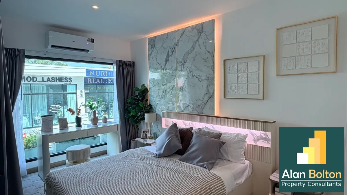 One bedroom condo for sale in Siam Oriental Oasis photo 3