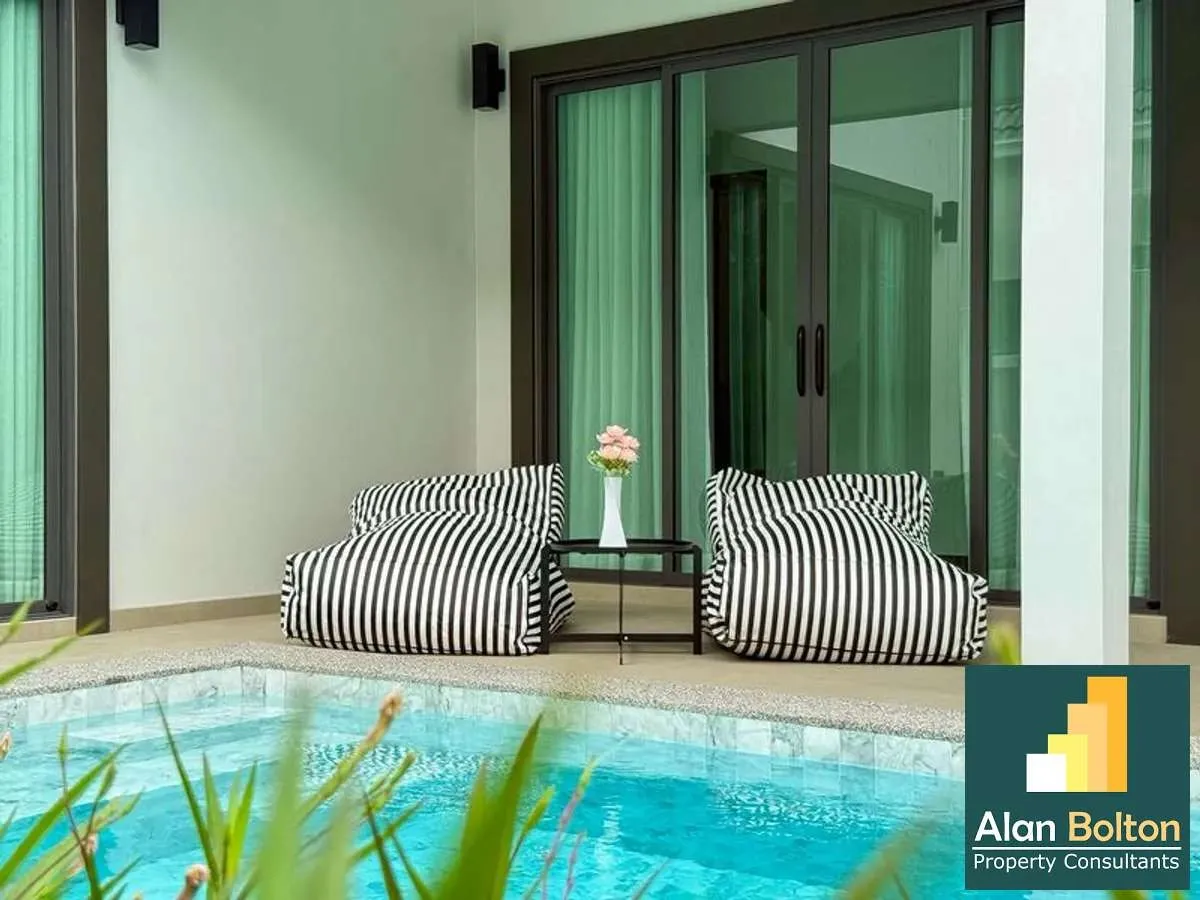 Elegance Pool Villa 3 beds 4 baths near Mabprachan Lake for SALE photo 3