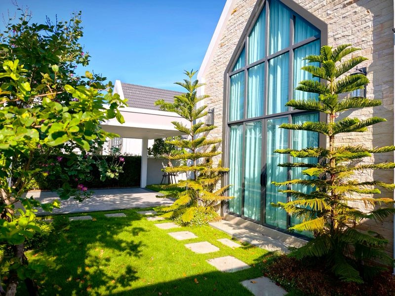 Elegance Pool Villa 3 beds 4 baths near Mabprachan Lake for SALE photo 70