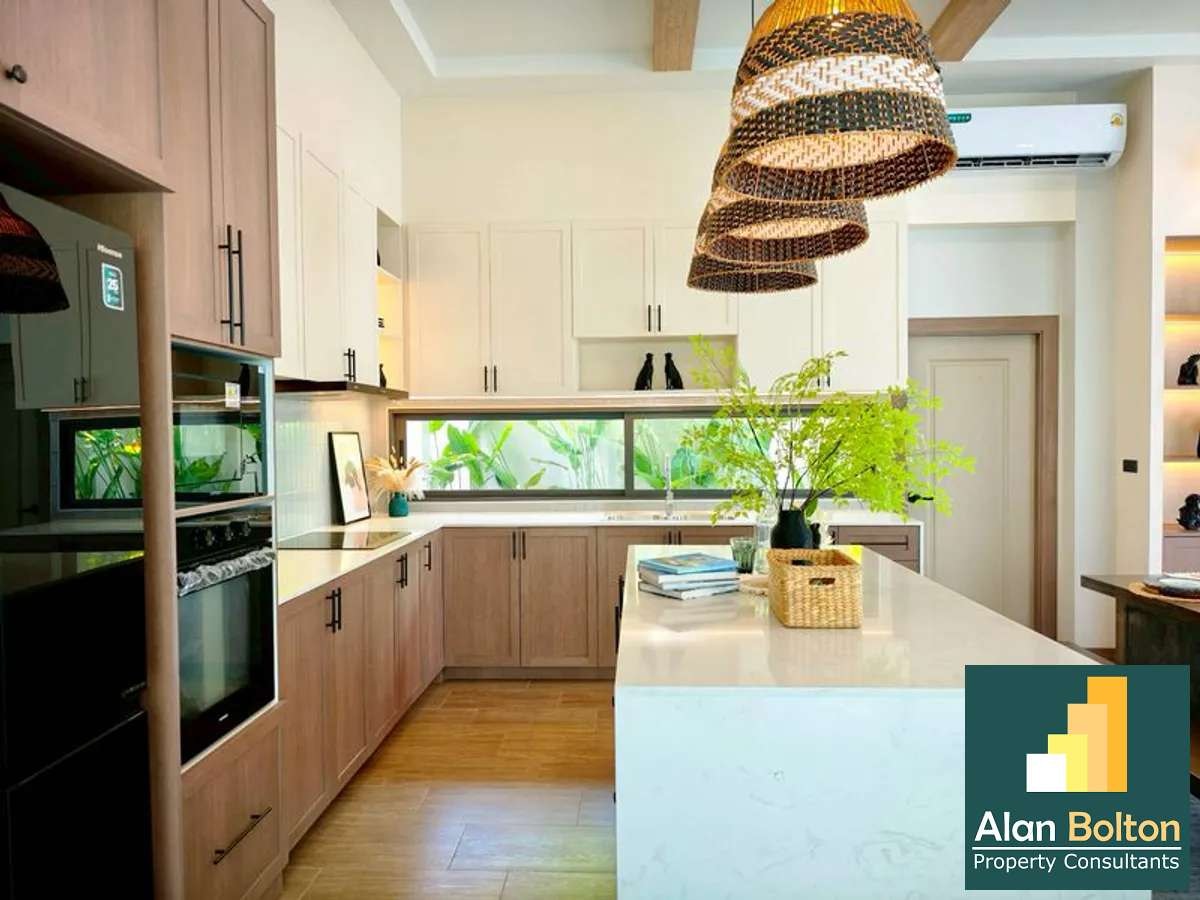 Elegance Pool Villa 3 beds 4 baths near Mabprachan Lake for SALE photo 9