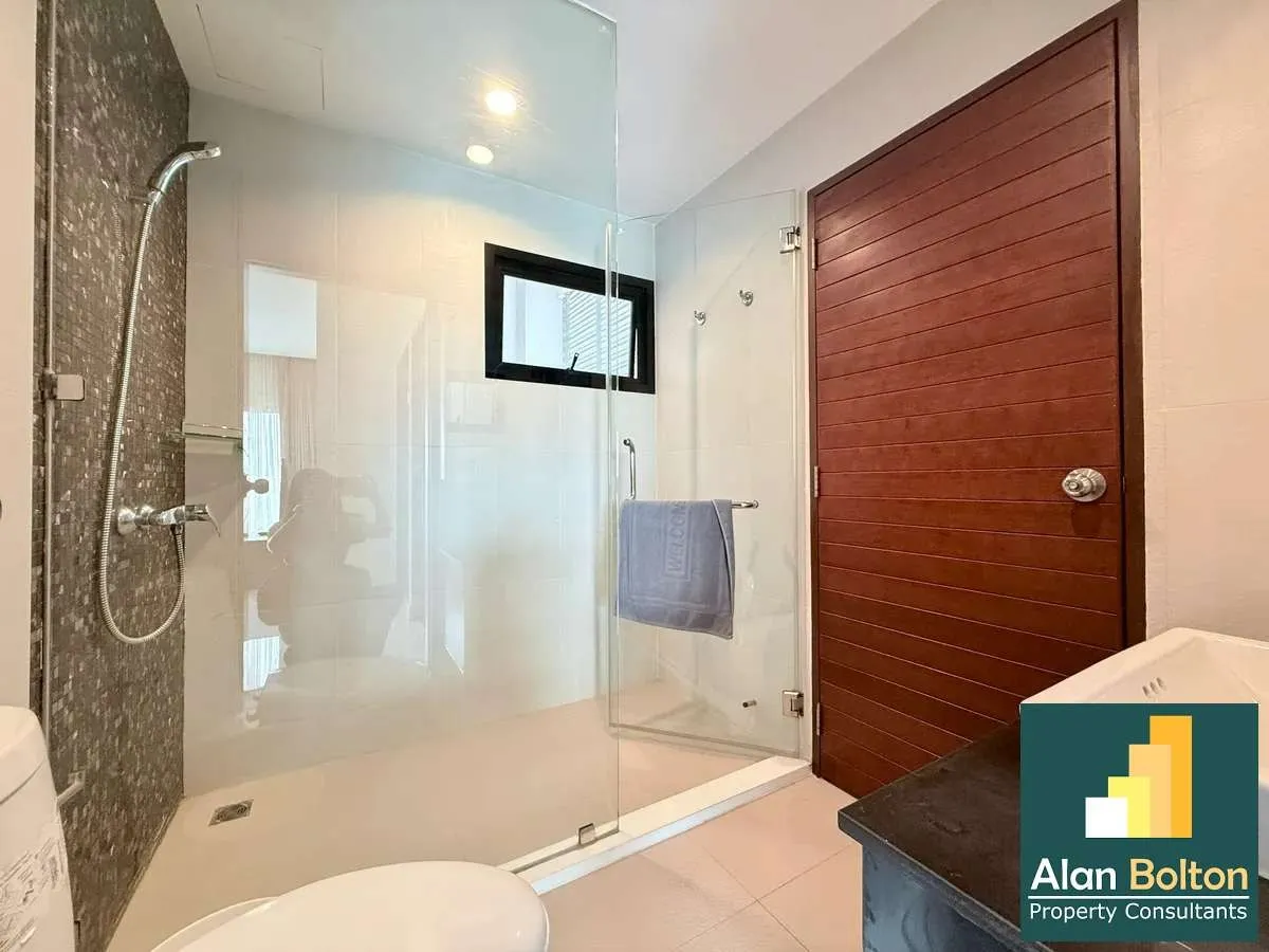 2 Bedroom 2 Bathroom at Pratumnak photo 12
