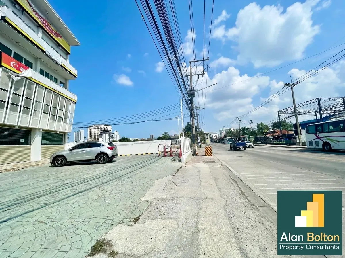 Commercial Building 3rd Road For Sal
