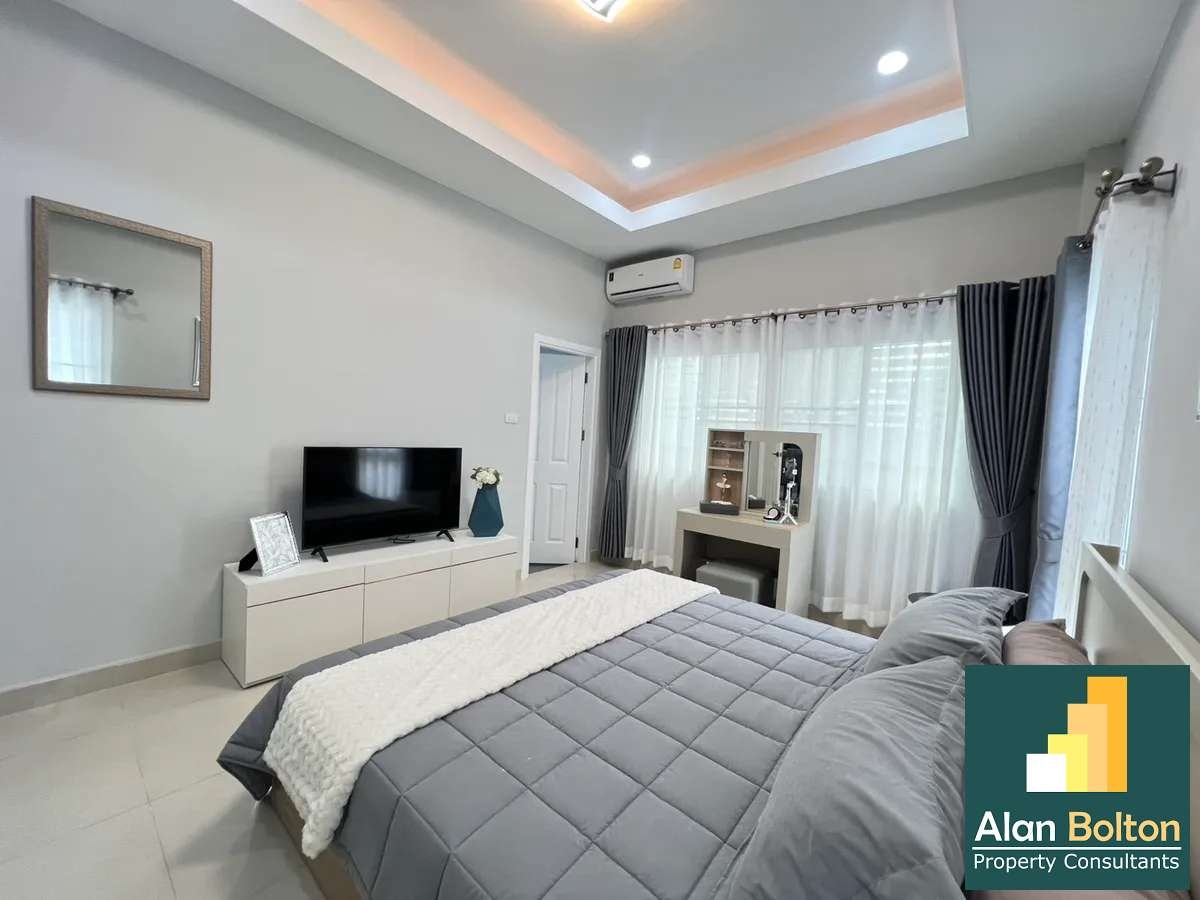 Pool Villa for Sale 3 Bedrooms Bathrooms in Huay yai photo 5