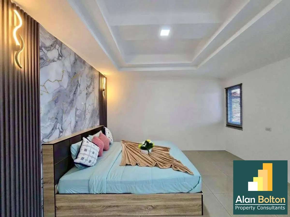 House for rent 2 Storey 4 Bedrooms 4 Bathrooms in East Pattaya photo 11