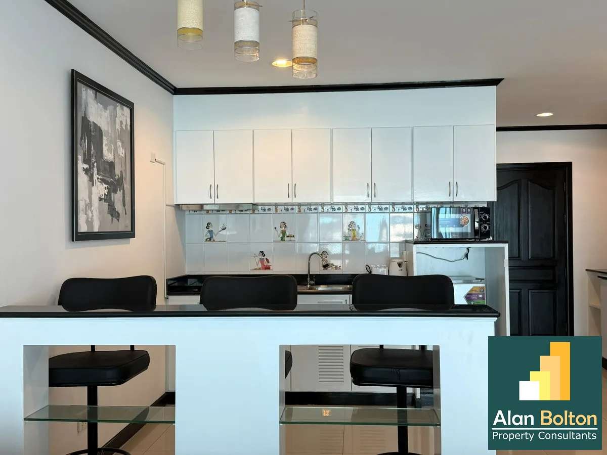 Large studio Condo For Sale And rent In Tepprasit Road photo 14