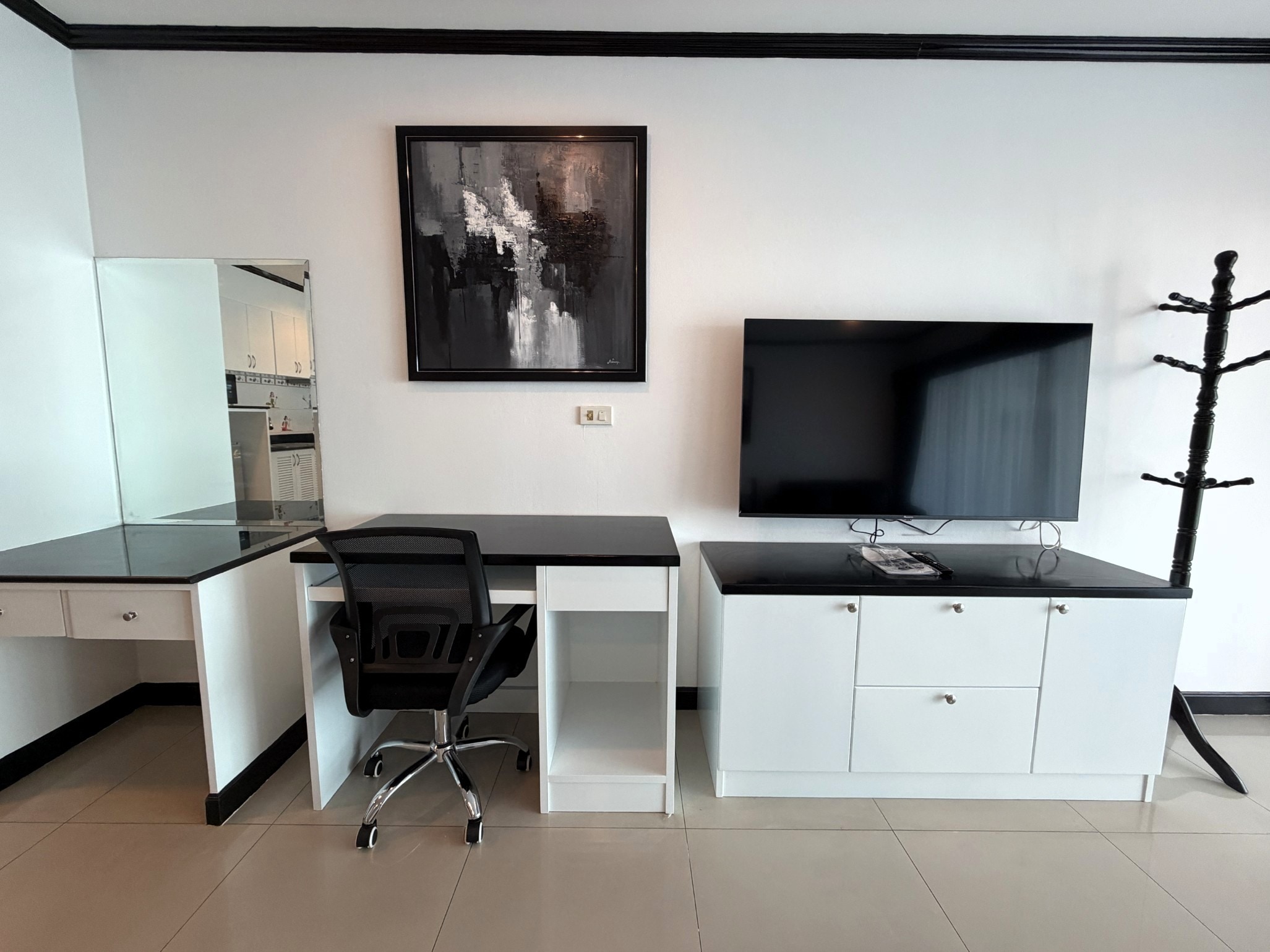 Large studio Condo For Sale And rent In Tepprasit Road photo 27