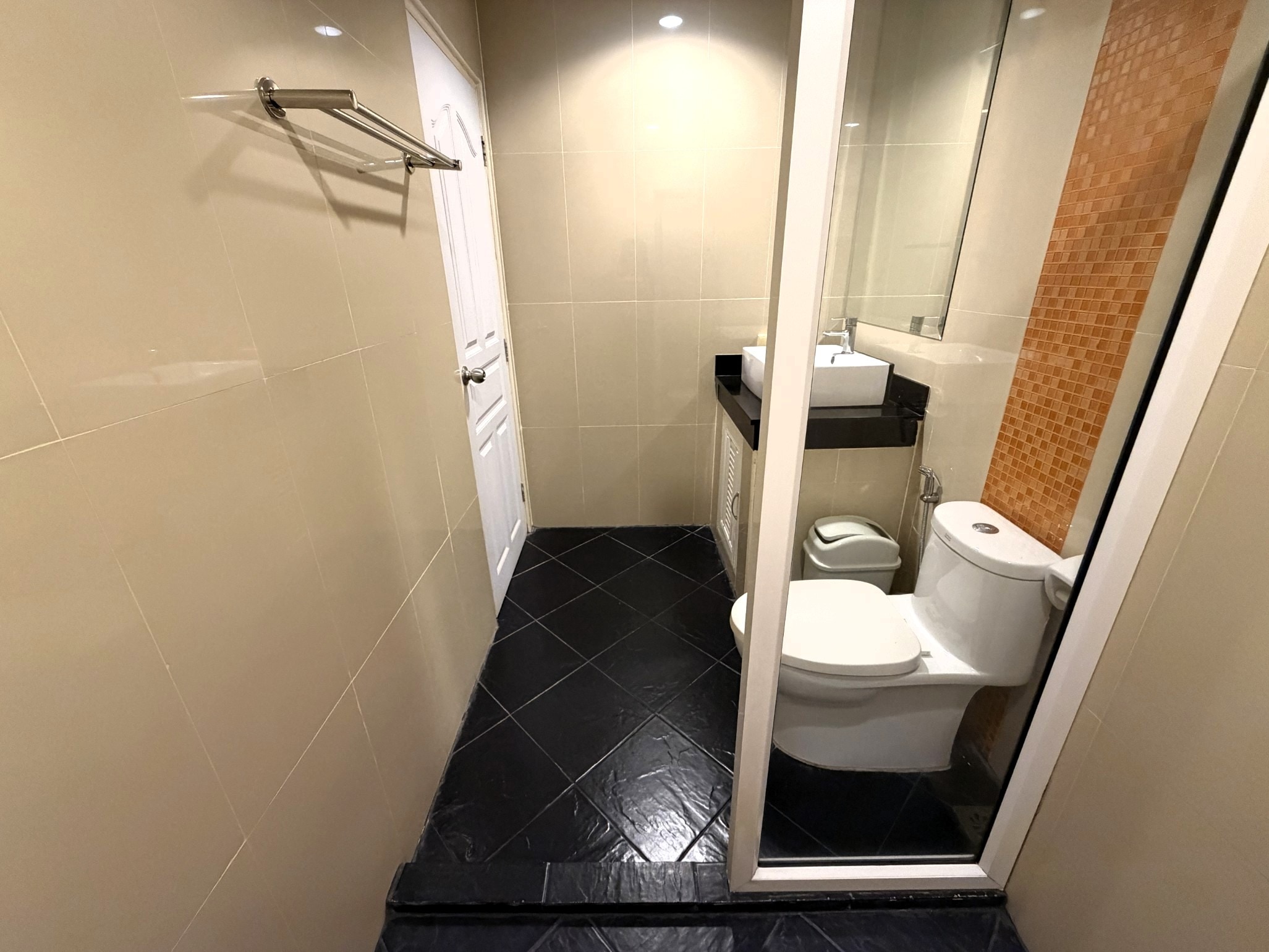 Condo For Sale and Rent In Prahtamnak photo 43