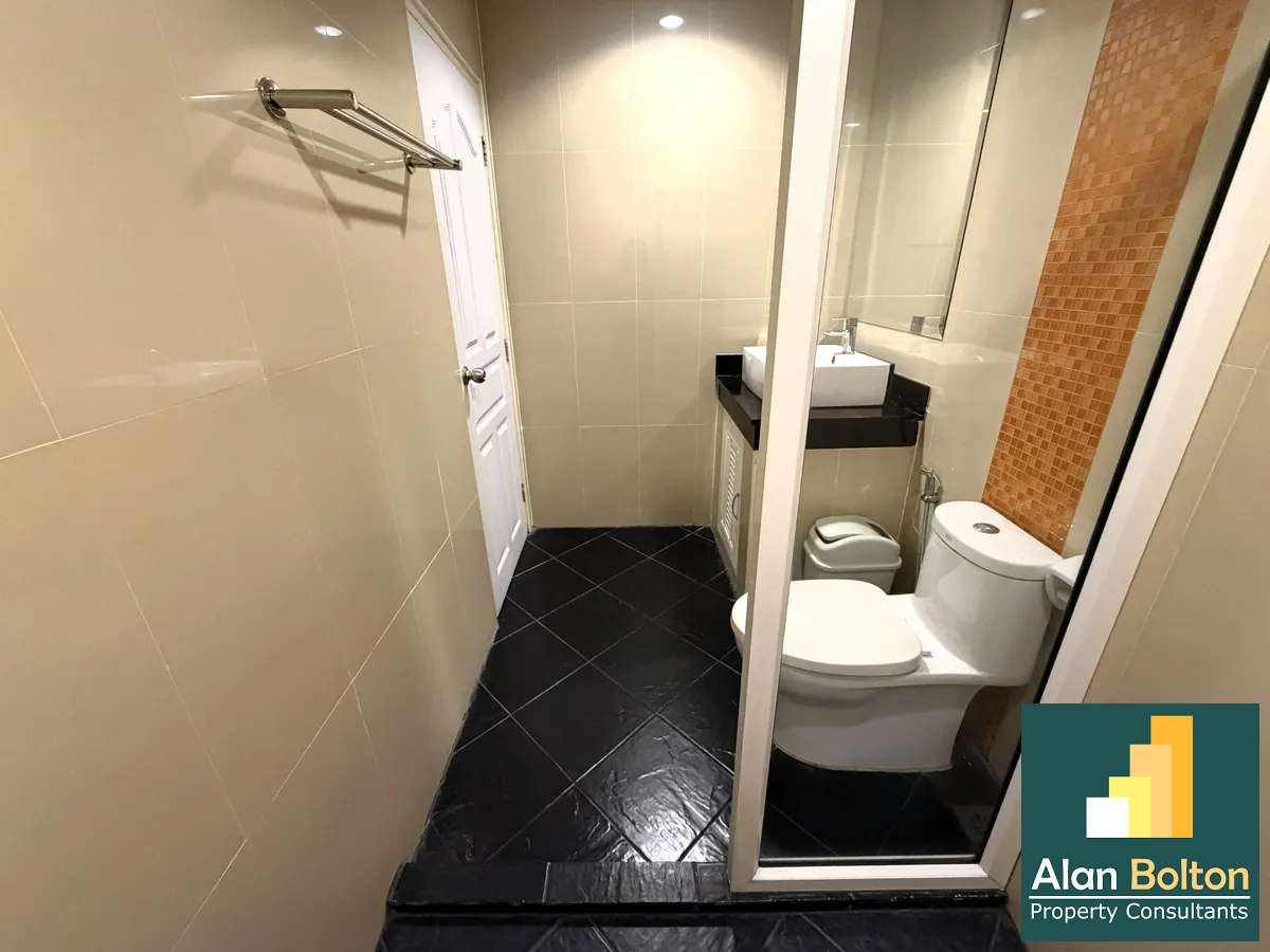 Condo For Sale and Rent In Prahtamnak photo 5