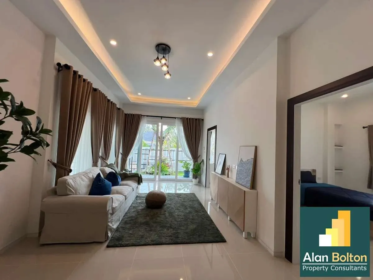 Coner house 3 Bedrooms 2 Bathrooms in East Pattaya photo 6